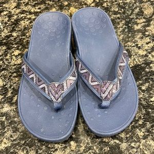 Vionic sandals.  Size 8